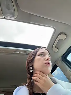 DollyTall online show from 04-06-26, 06:25