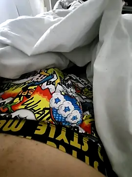 Snapshot of BobyKifff chatting on 10-23-25, 11:42 BobyKifff online show from 10-23-25, 11:42