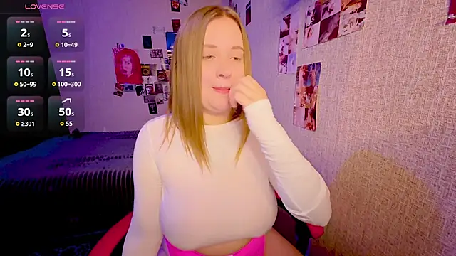 NaomiRey1 online show from 07-18-26, 07:06