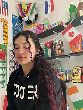 Camilla Miller01 online show from 07-18-26, 12:31