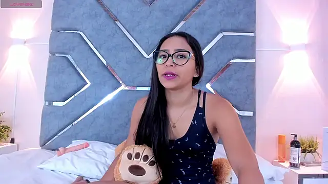 AmyStar1 online show from 10-13-25, 03:34