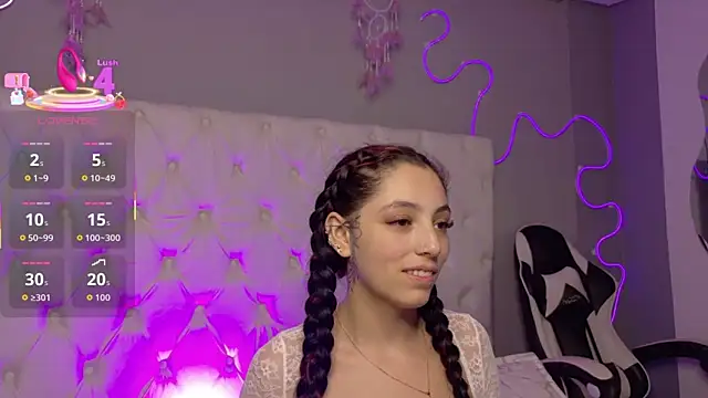 Megan  cole1 online show from 12-18-25, 03:45