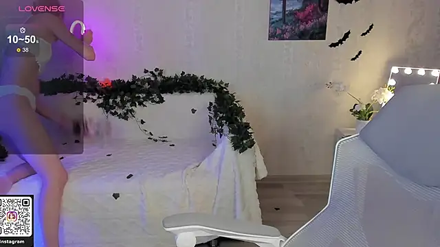 ArleneThomas online show from 11-05-25, 01:00