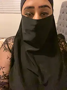 Snapshot of Pari_Persianbaddie6 chatting on 03-26-26, 03:56 Pari Persianbaddie6 online show from 03-26-26, 03:56