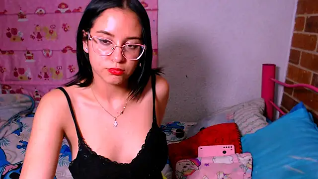 Snapshot of danaiisabella chatting on 10-16-25, 01:39 danaiisabella online show from 10-16-25, 01:39