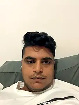 Noam7080z online show from 10-04-25, 03:54