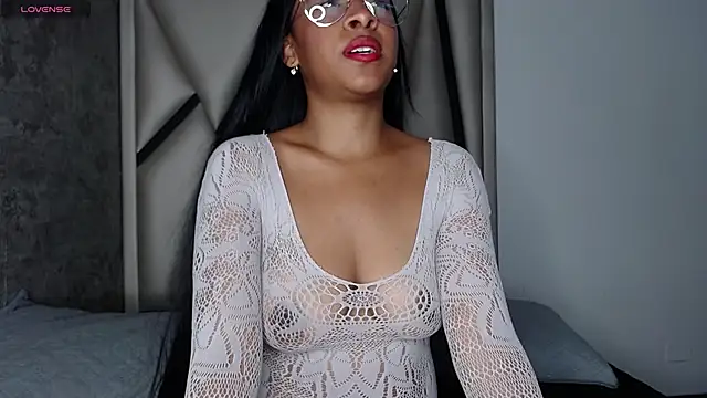 Euphoria 07 online show from 12-14-25, 04:07