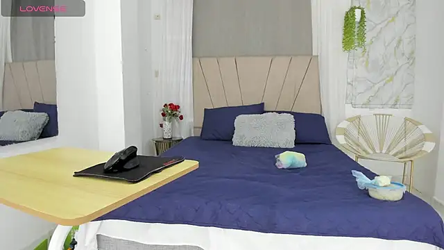 Lady miss    online show from 06-29-26, 01:11