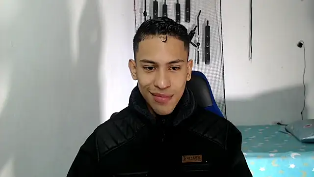 dylan apol0 online show from 09-27-25, 04:39