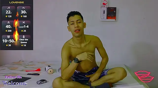 Snapshot of dylan_apol0 chatting on 03-15-26, 03:45 dylan apol0 online show from 03-15-26, 03:45
