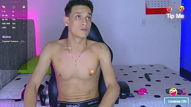 Ethanho0t online show from 07-10-26, 01:10