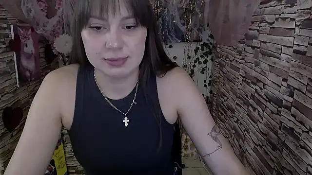 Amanda Bright  online show from 10-28-25, 07:45