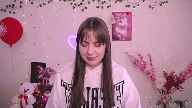 Amanda Bright  online show from 04-04-26, 06:44