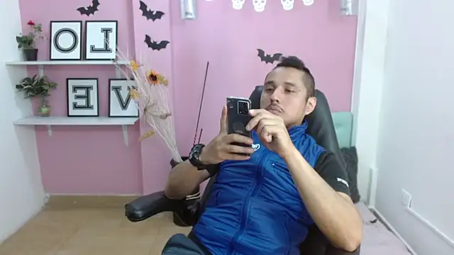 ColombiaStrip online show from 10-30-25, 12:56