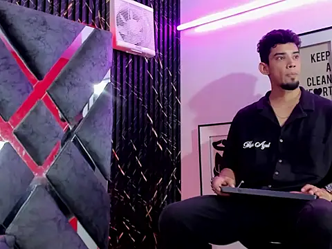 prince arthur77 online show from 06-17-26, 02:29