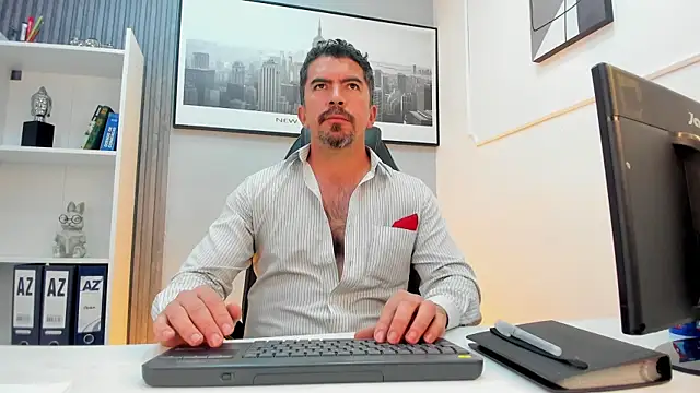 JuanKFit 45 online show from 07-27-26, 04:41