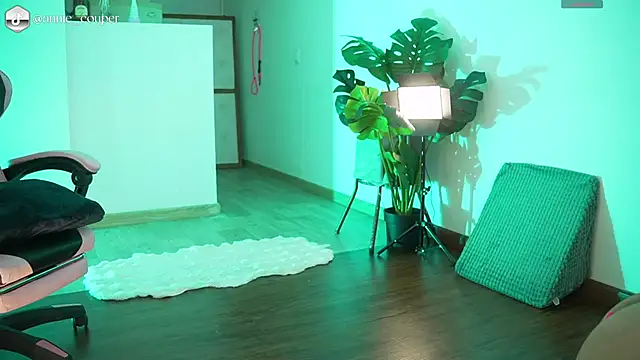 AnnieCouperr online show from 03-17-26, 07:50