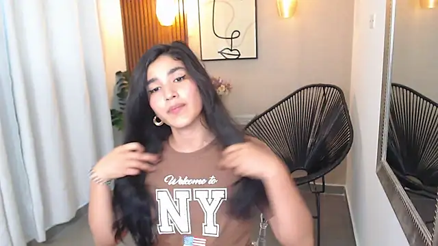 Lia Mar  online show from 04-13-26, 06:13