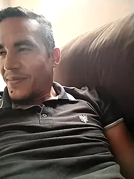 Boragozarvem online show from 12-17-25, 05:41