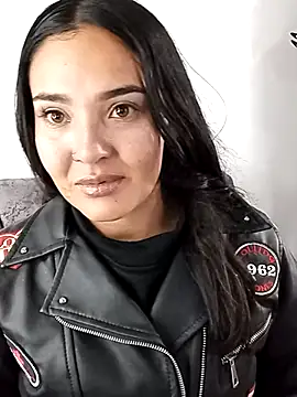 Snapshot of meli__brown chatting on 10-10-25, 06:34 meli brown online show from 10-10-25, 06:34