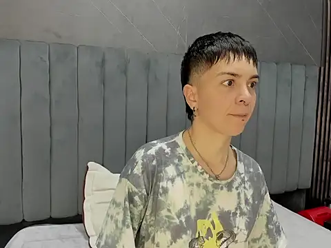  Hannah Hot online show from 01-13-26, 04:07