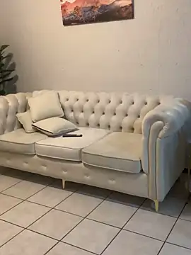 jayjayja19 online show from 04-20-26, 01:52