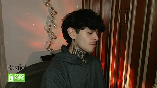 Mihail leroy online show from 09-09-25, 12:54