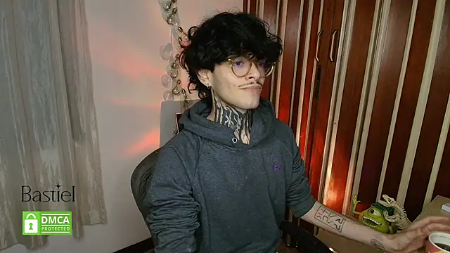 Mihail leroy online show from 09-19-25, 02:35