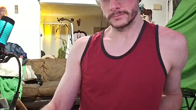 MasterDaddyCool online show from 10-31-25, 06:42