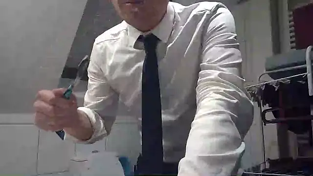 GentlemanMoney  online show from 09-23-25, 07:39