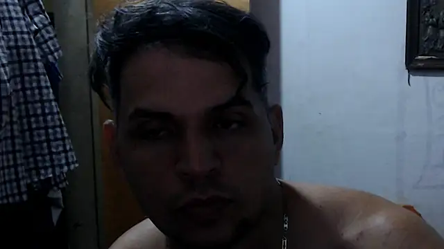 Snapshot of Pillinp01 chatting on 10-12-25, 06:34 Pillinp01 online show from 10-12-25, 06:34