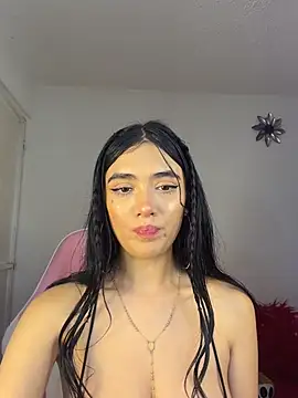 Snapshot of mandy222_ chatting on 06-27-26, 03:11 mandy222 online show from 06-27-26, 03:11