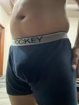 Snapshot of Rishab3193 chatting on 10-16-25, 07:04 Rishab3193 online show from 10-16-25, 07:04