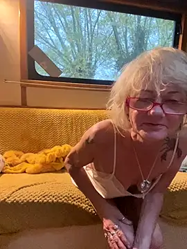 ladyboatlady online show from 10-14-25, 06:36