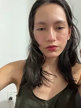 LilyThea online show from 10-23-25, 11:57