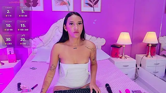 SamantaKane online show from 02-01-26, 04:11