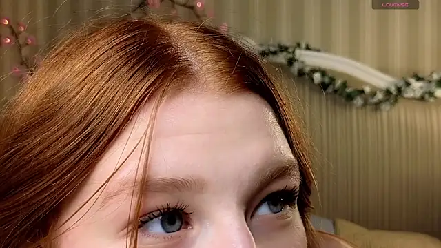 Juuulia  online show from 04-18-26, 08:09