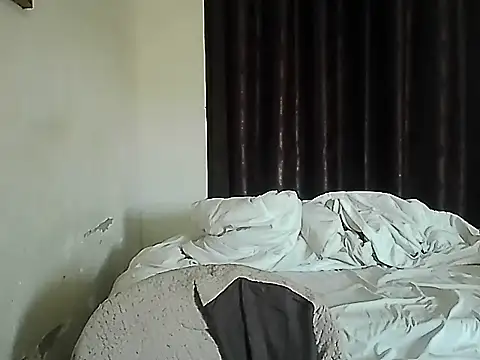 Dollseye online show from 04-12-26, 07:57