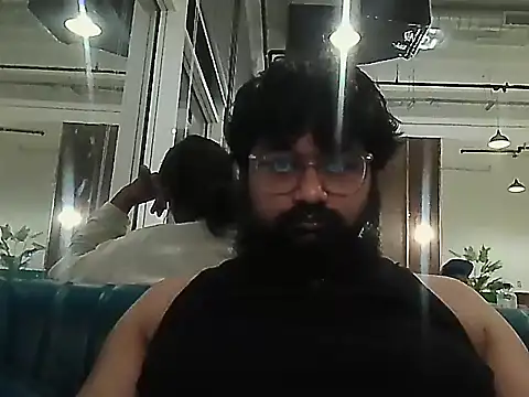 Dollseye online show from 05-30-26, 05:43