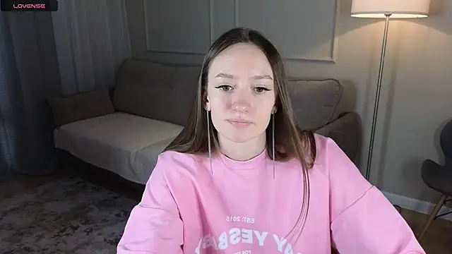 Snapshot of cutienaughtygirl chatting on 05-11-26, 08:31 cutienaughtygirl online show from 05-11-26, 08:31