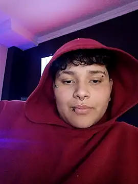 Milaanddalia online show from 11-30-25, 04:22