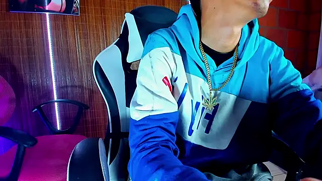 briamhoconor xh online show from 03-03-26, 02:39