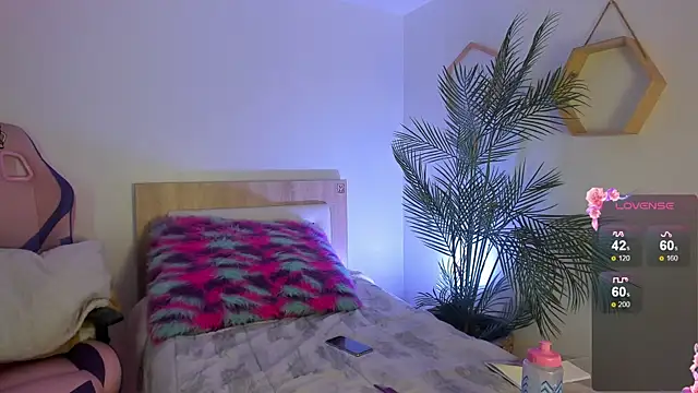 Hadid Jimenez  online show from 03-27-26, 11:04