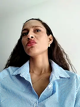 SofiaDelicia online show from 09-22-25, 03:03