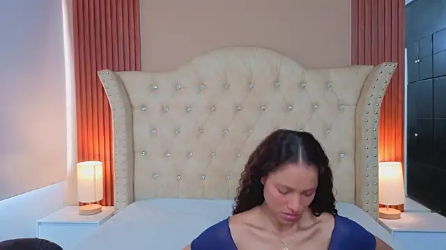 SofiaDelicia online show from 11-25-25, 04:40