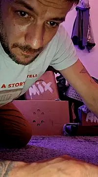 Snapshot of a7ex chatting on 12-26-24, 02:01 a7ex online show from 12-26-24, 02:01