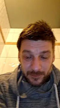 Snapshot of a7ex chatting on 01-05-25, 04:59 a7ex online show from 01-05-25, 04:59