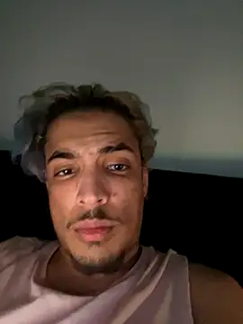 luluycoco online show from 11-22-25, 08:24