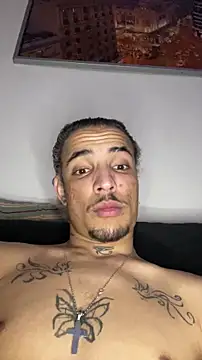 luluycoco online show from 11-23-25, 04:23