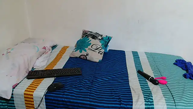 SinfullyForbiddeno7 online show from 10-22-25, 10:20